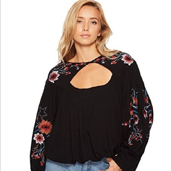 Free People Tops - 🆕️FREE PEOPLE Lita Balloon Sleeve Top